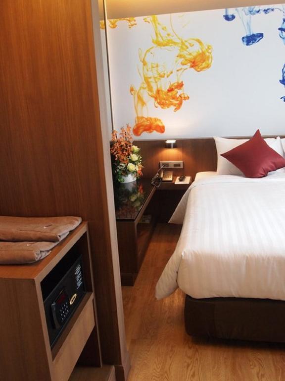 41 Suite Bangkok Extérieur photo