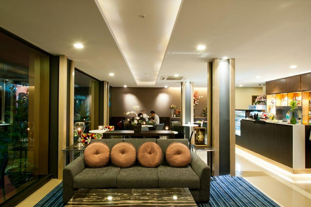 41 Suite Bangkok Extérieur photo